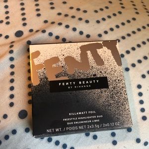 Fenty Beauty highlighter 🌟⭐️